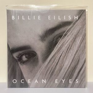 Billie Eilish Ocean Eyes 7” Etched Vinyl Translucent Turquoise (Limited Edition)